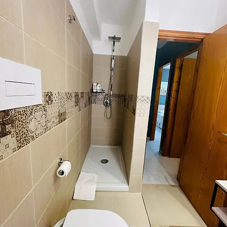 Luxury - Embarcadero Riva Ovest